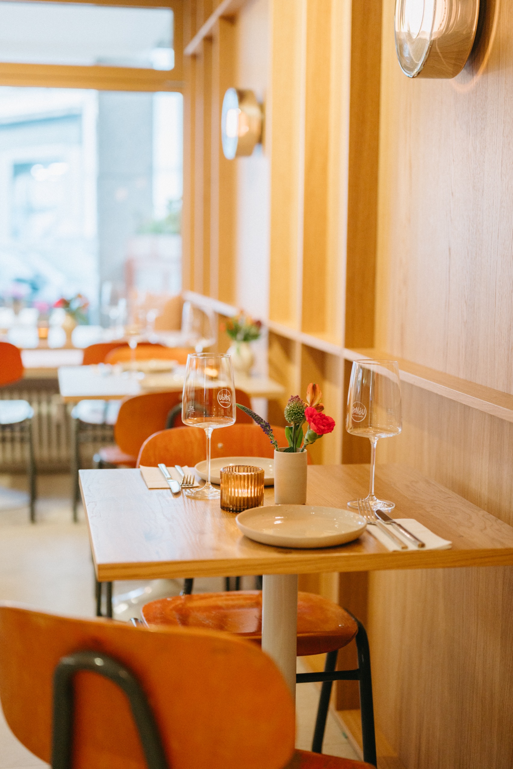 Restaurant ambiance